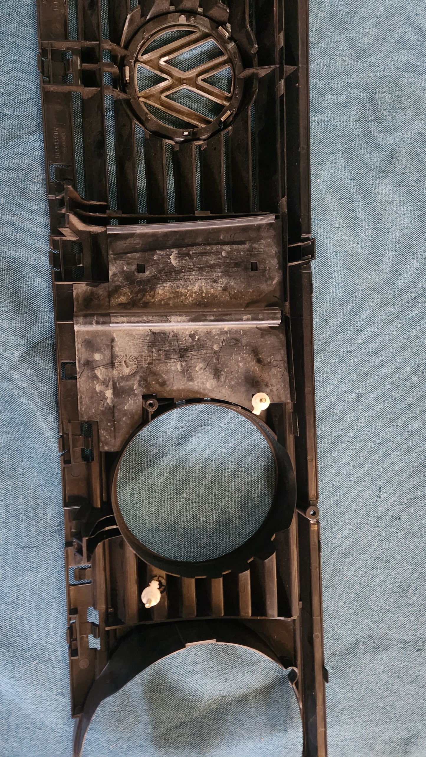 Golf 2/Jetta2 Grill Chromkeder 7 Rippen 191853653H Nos T1/2