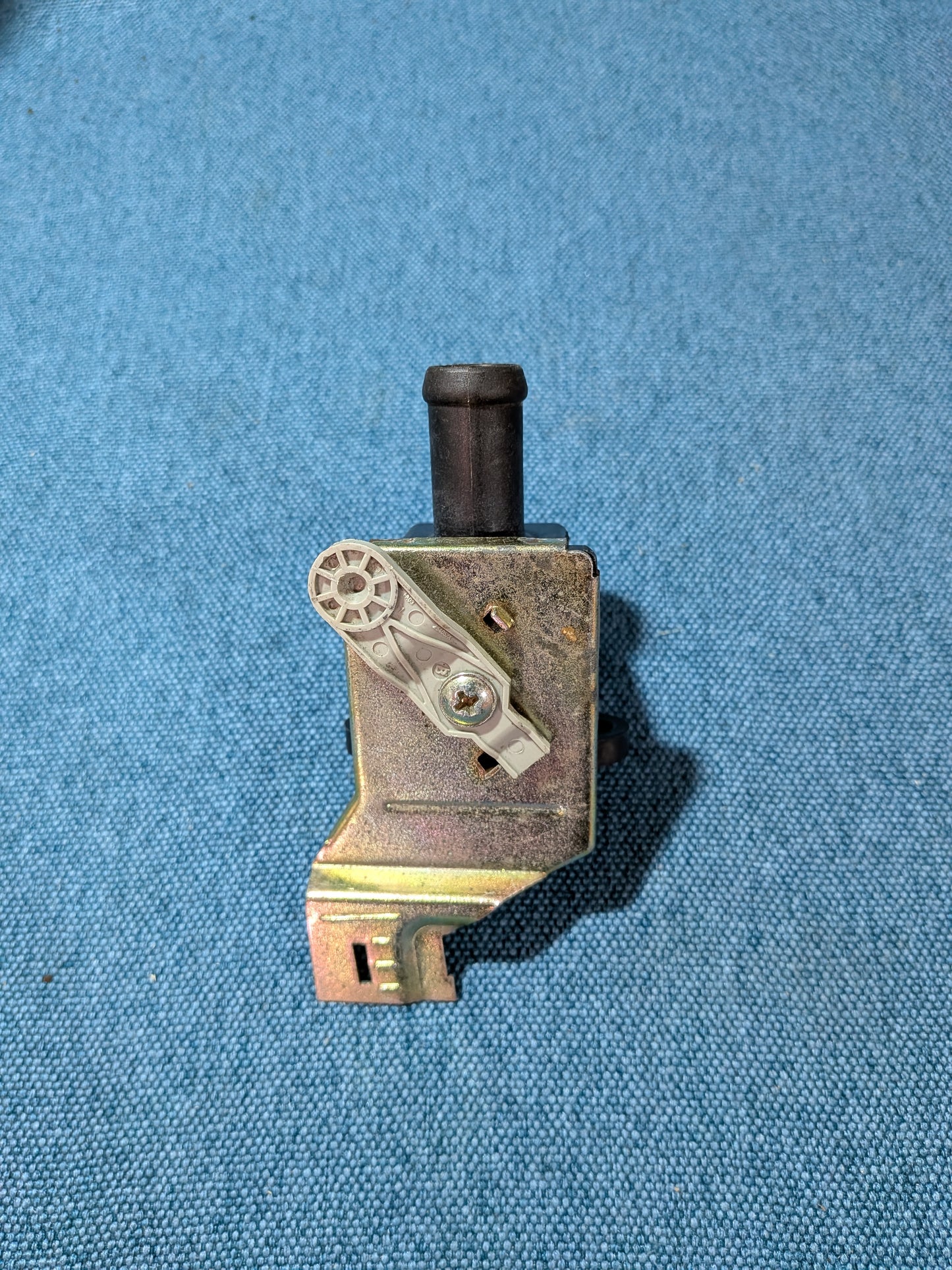 Heizungsventil Wärmetauscher Polo 86C/T3 Bus 867819809B Gebraucht A6