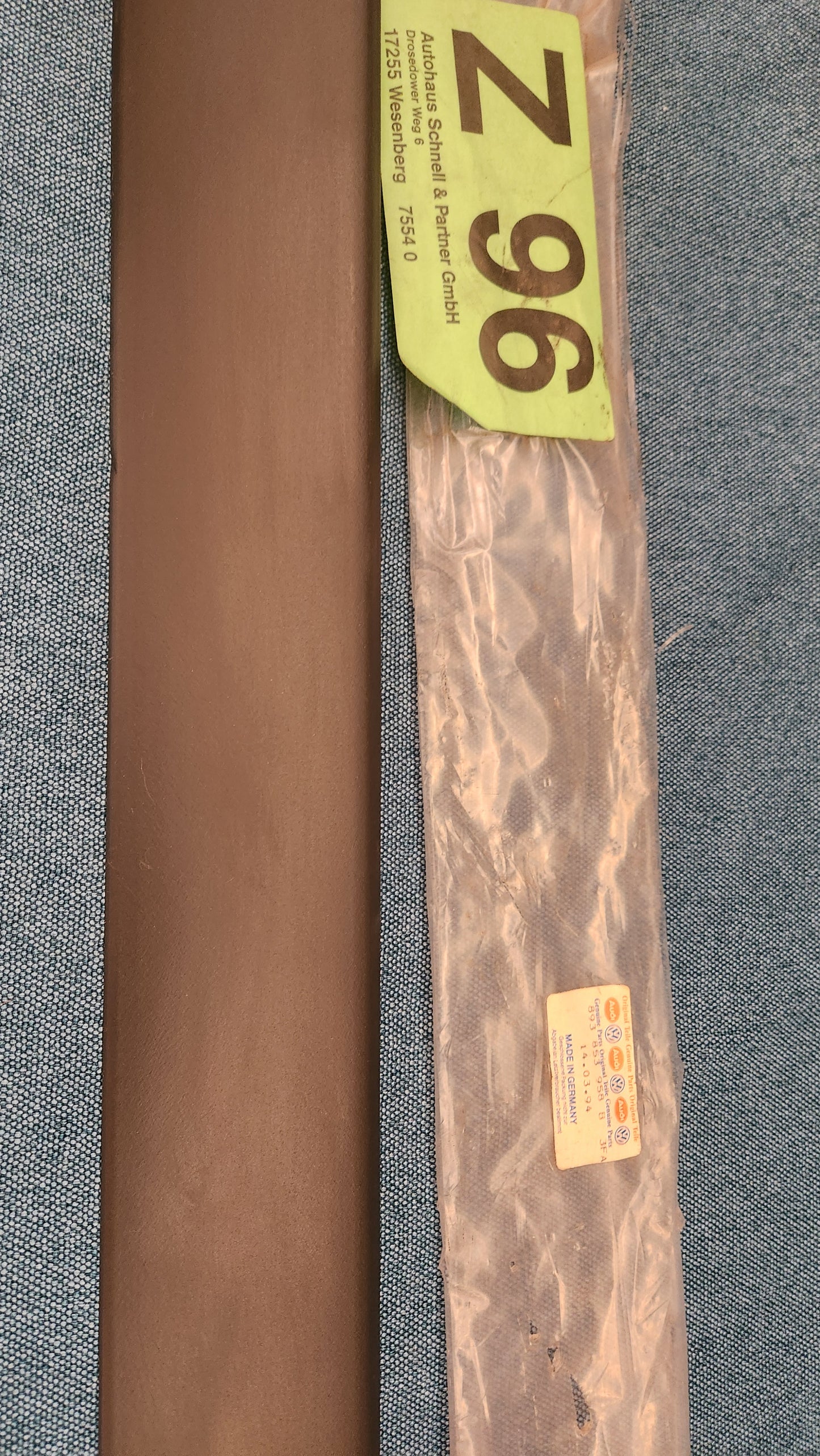 Zierleiste Aufprallschutz Audi 80/90/B2 Typ 81/85 893853958B Nos Q3
