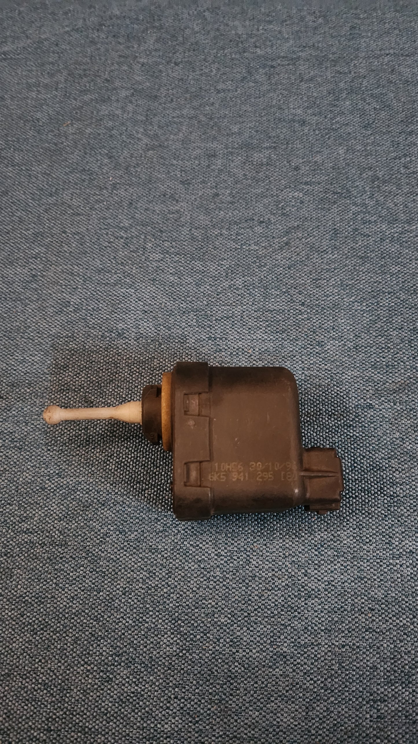 Leuchtweitenregulierung Stellmotor Audi 80 B4/100/200/A6/C4/A4 B5/Golf 3/Vento/Caddy 2/Passat/B4/3B/BG/T4 Bus 6K5941295 Gebraucht N5