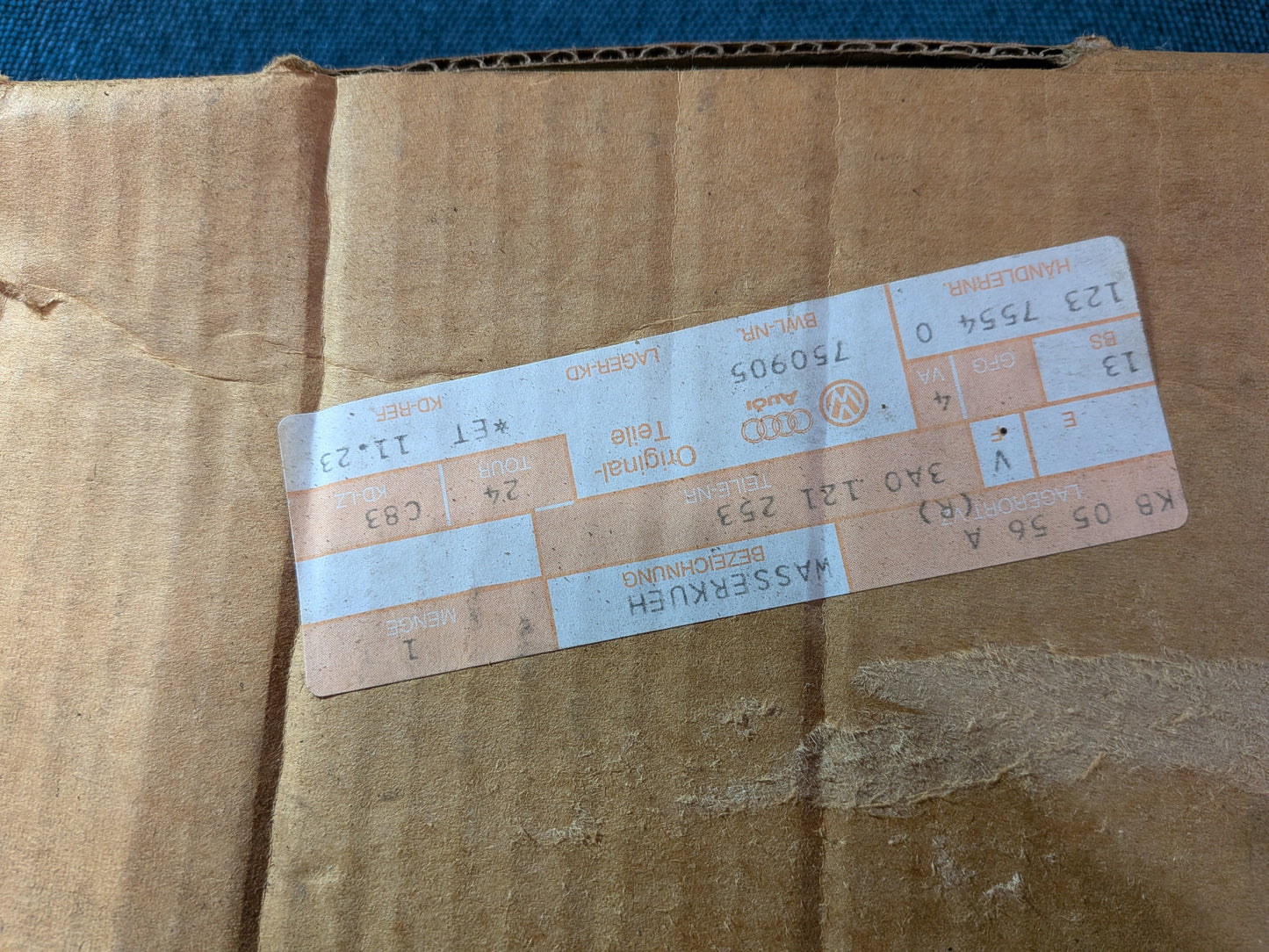 Kühler Passat B3/B4 35I 3A0121253 NOS A18
