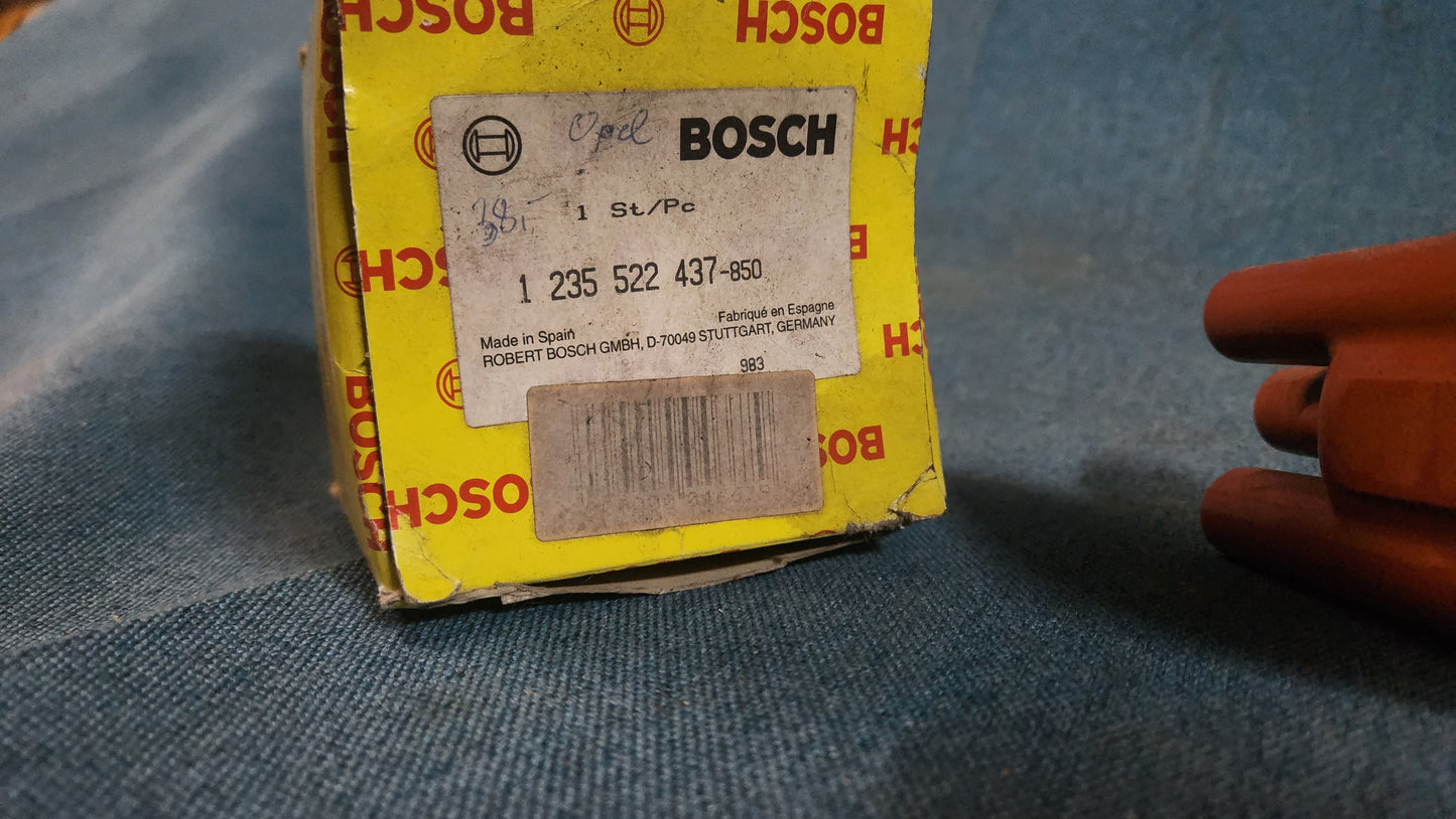 Alfa Romeo Alfetta Audi 80 B2 B3 B4 Audi 100 Golf 1 2 Ignition distributor Bosch 1235522437 Nos B2