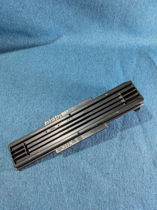 Abdeckung Pollenfilter Fox/Polo/9N/6R/Skoda Fabia/Seat Ibiza/Cordoba/Audi A1/A2 6Q0819422B NOS B21