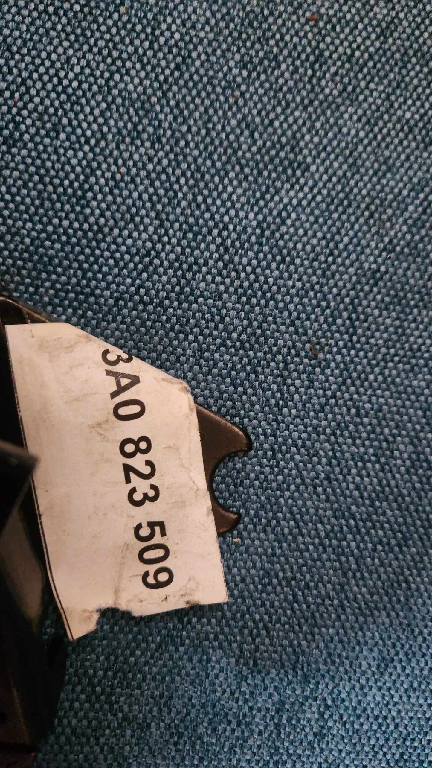 Passat 35I B4 Hood Lock Engine Hood Nos 3A0823509