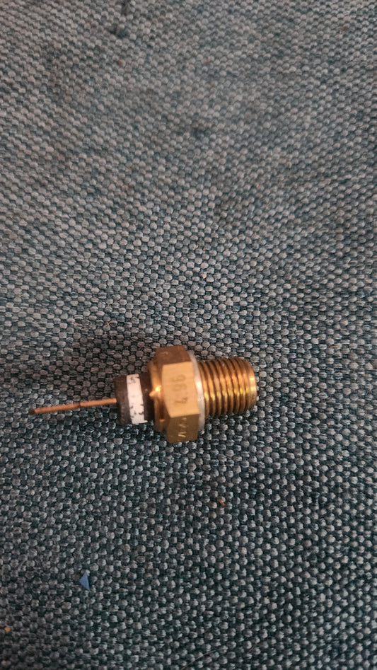 Geber für Öltemperatur T3/Golf3/Vento/Caddy9KV/PassatB3/B4/3B/3BG/Polo6N/Vento/Corrado 1H0919563 Nos H4