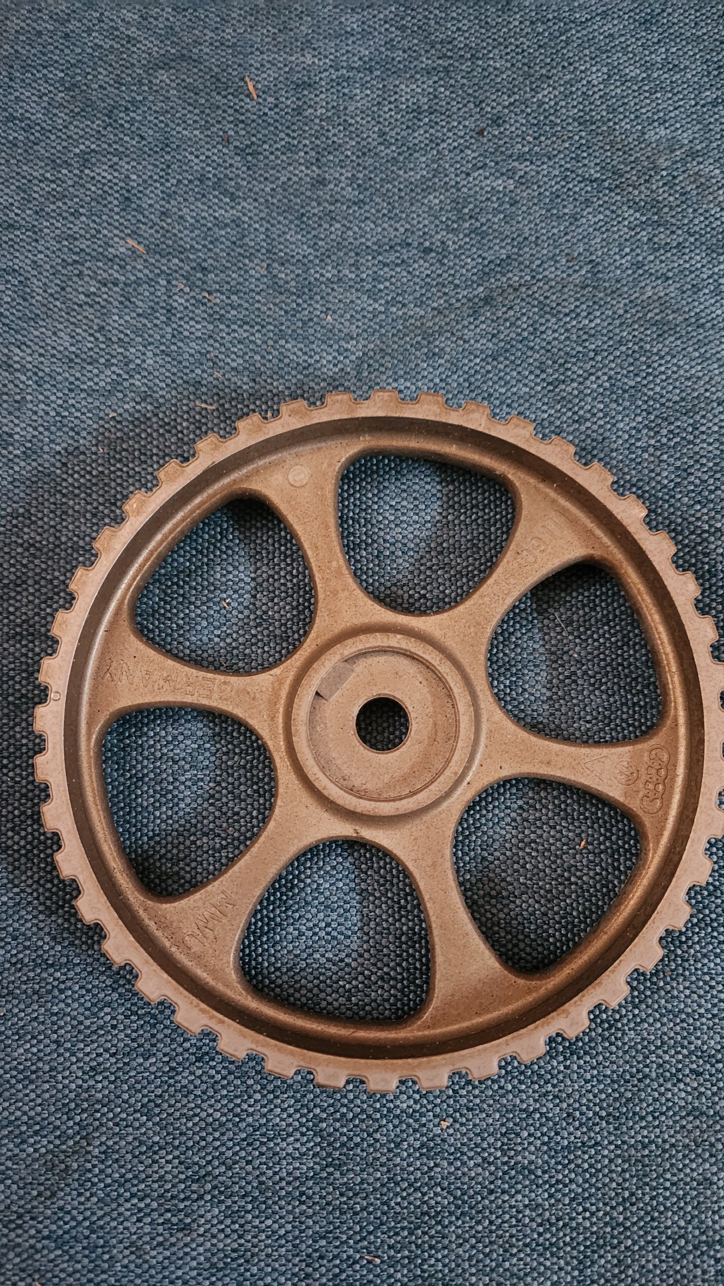 Zahnrad Golf/Jetta2/Polo86C 1,0/1,3 026109111 Nos E4