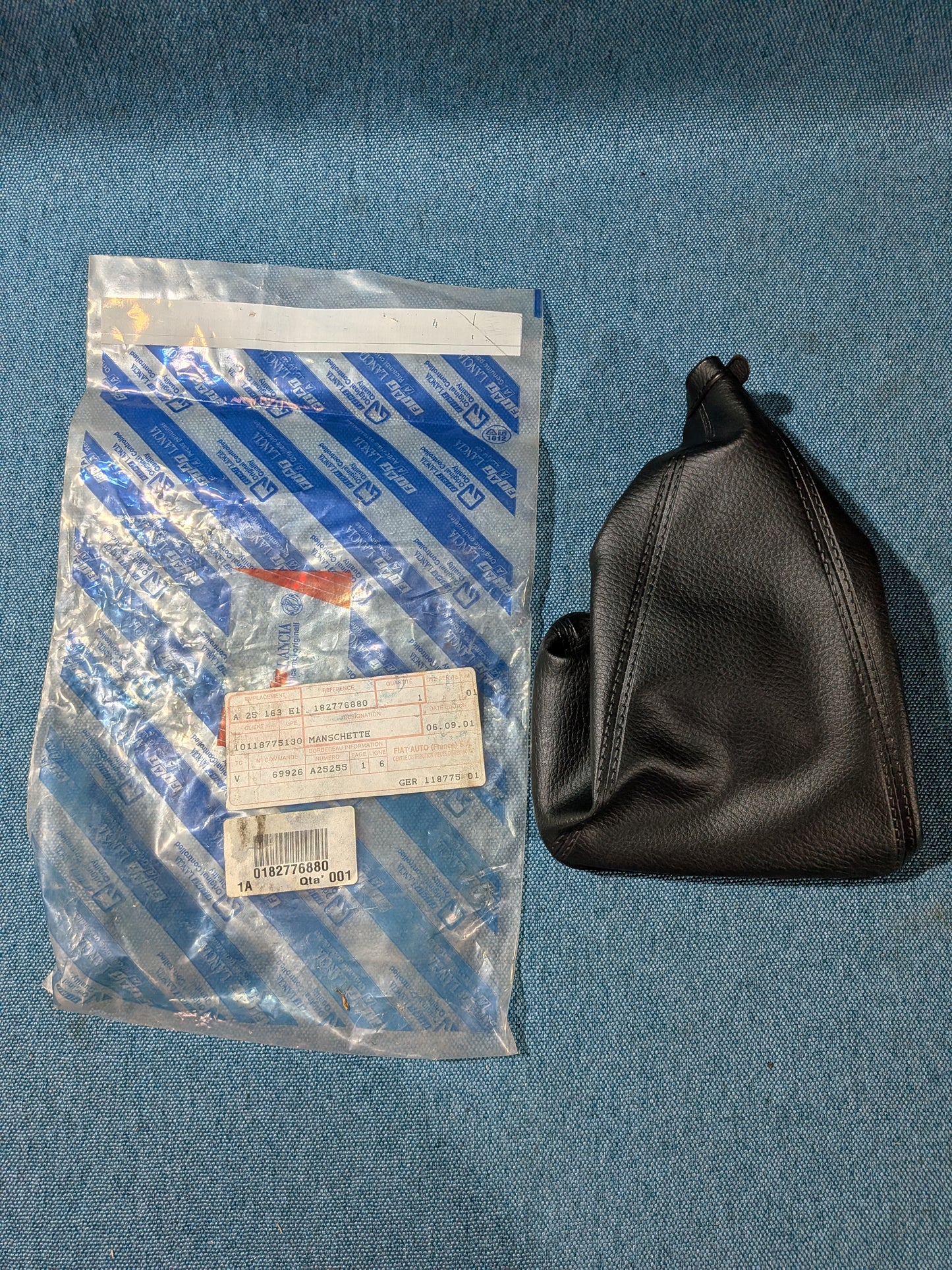 Schaltsack Leder Schwarz Fiat Uno 182776880 NOS H1
