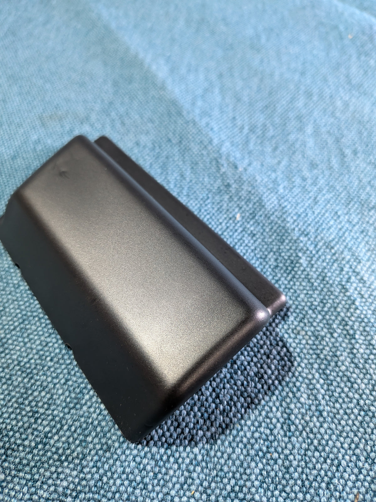 Zierlëscht Kotflügel lénks Golf/Jetta/2 191853517A NOS B15