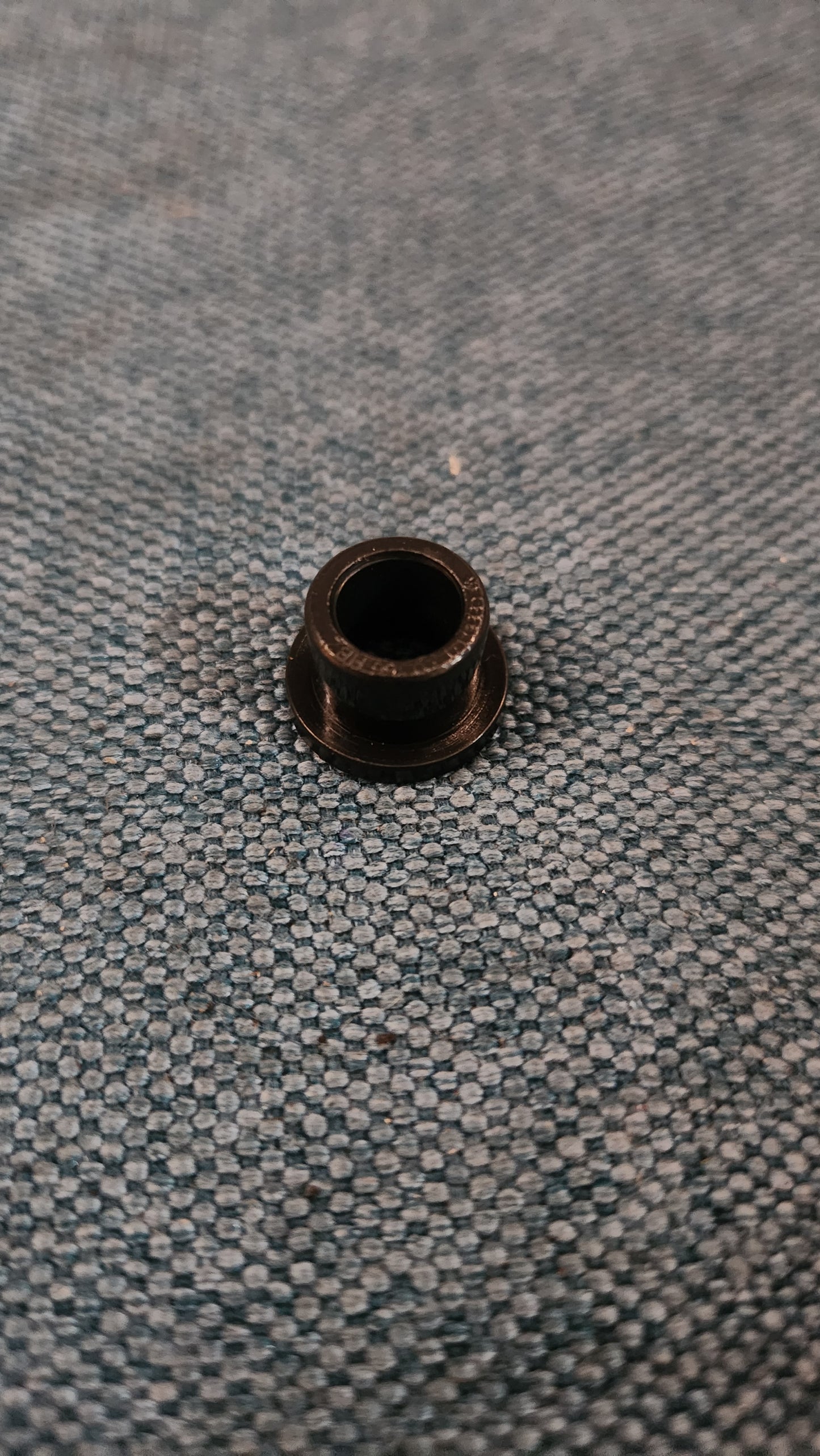 Lagerbuchse für Schaltgestänge T3/Golf/Jetta1/Scirocco1/2/Caddy14D 171711166 Nos J1