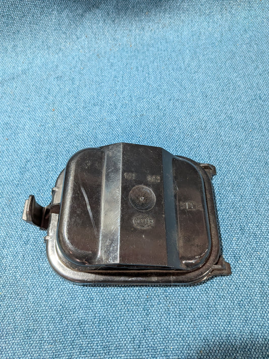 Headlight Cover Hella Passat 3B/BG 141992 NOS/New A7