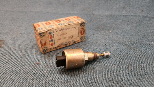 Leerlauf-Abschaltventil / Umlaufschaltventil, für Vergaser T 1/2/3 Golf 1 Caddy Jetta 1 Käfer Typ1 049129412C Nos A3