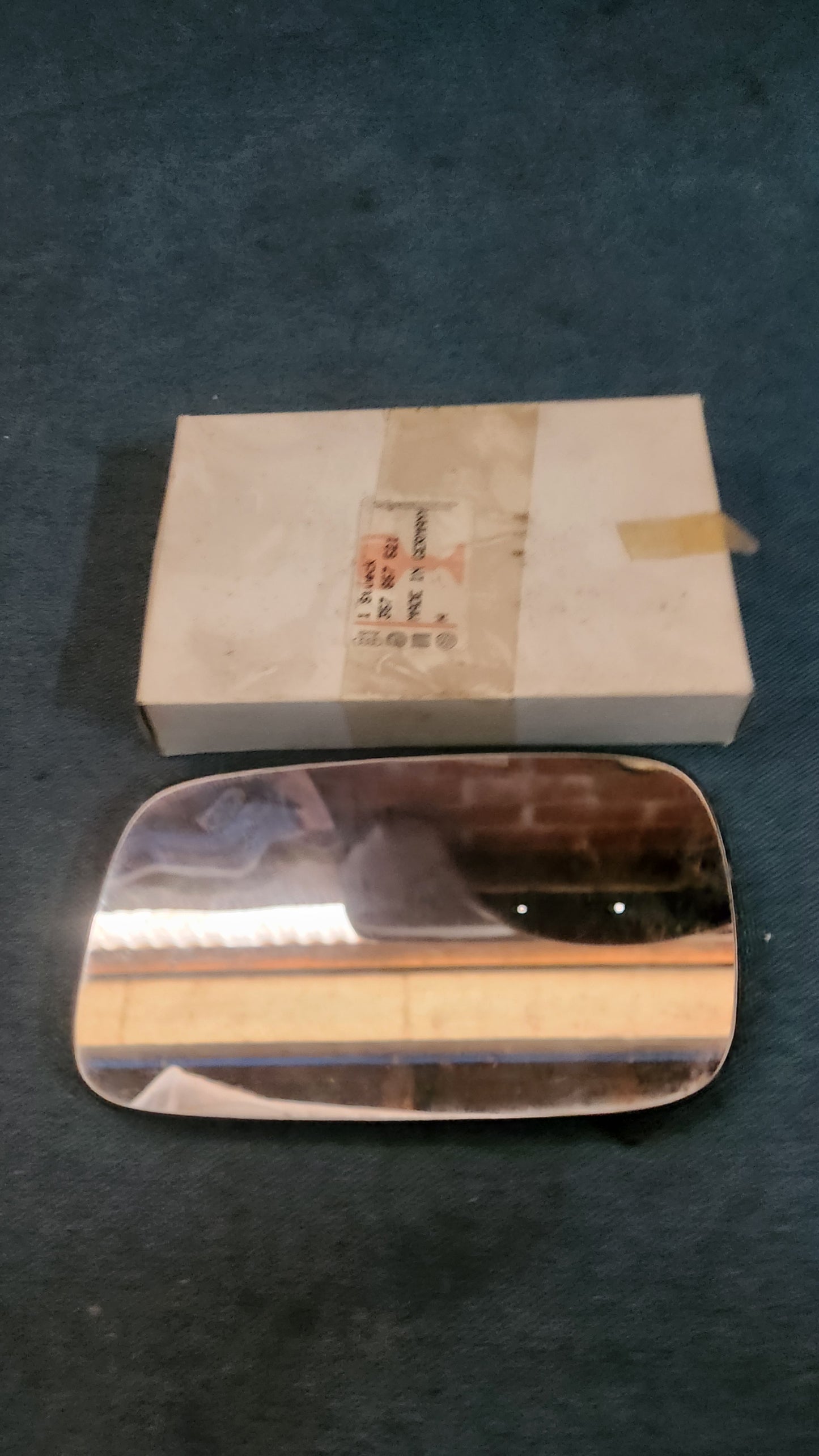 Passat 35I B3/B4 mirror glass left 357857522 Nos F8