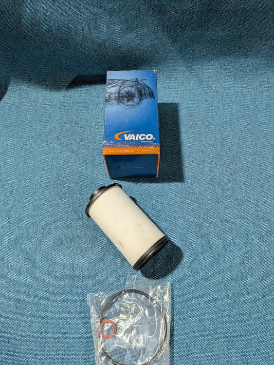 Transmission Filter Vaico Beetle 5C/Caddy/3/4/Golf/5/6/Plus/New Beetle/Passat/B6/B7/Polo 6/Tiguan/Sharan/Audi A1 GB/A3/8P/8V/Q2/Q3/TT 02E398051 NOS/New A26