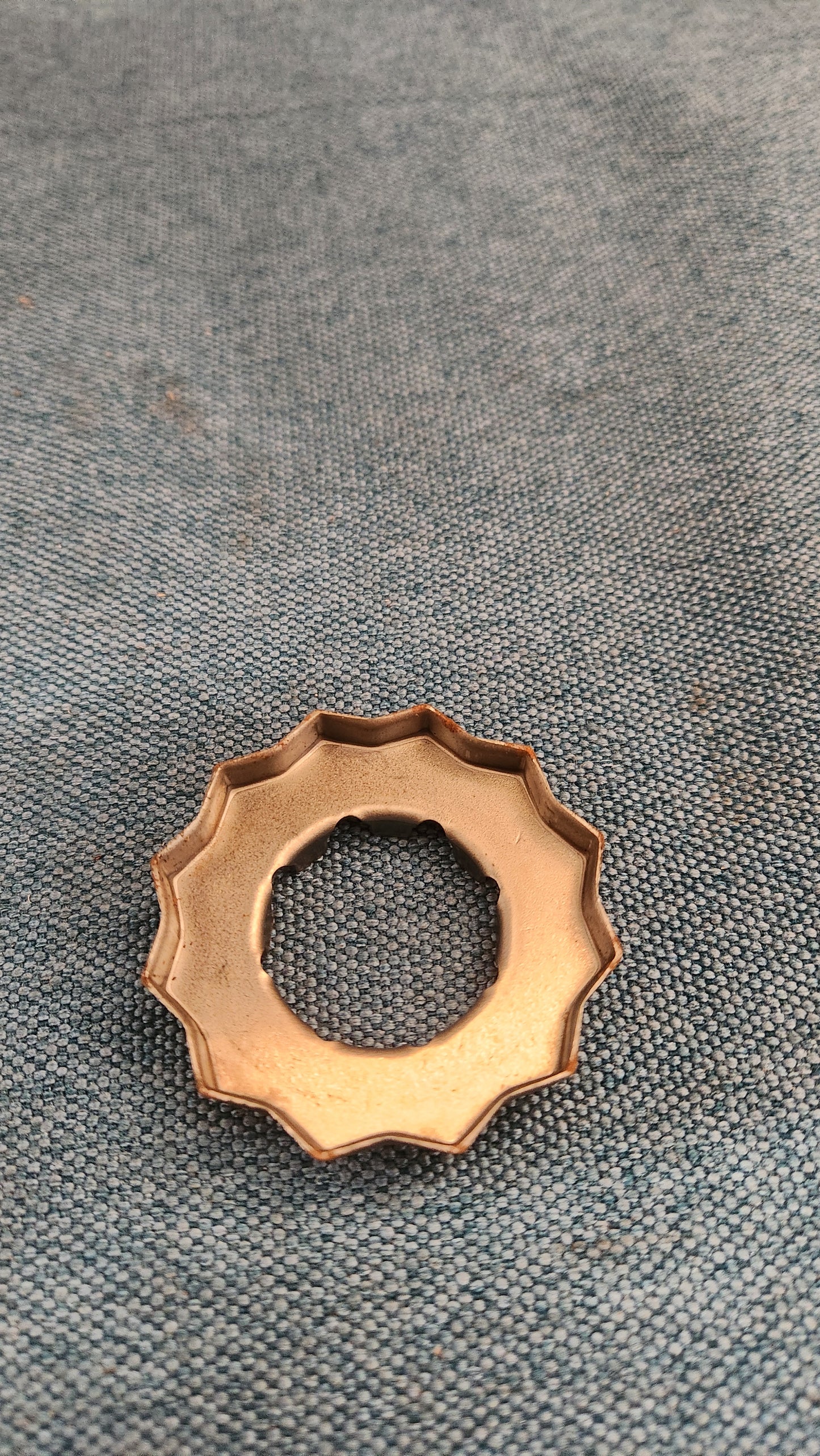 Antriebswellen sicherungsblech für Mutter Golf/Jetta/1/2/Polo1/Audi50/Scirocco1/K70/Typ3/Typ4 481407279A Nos L4