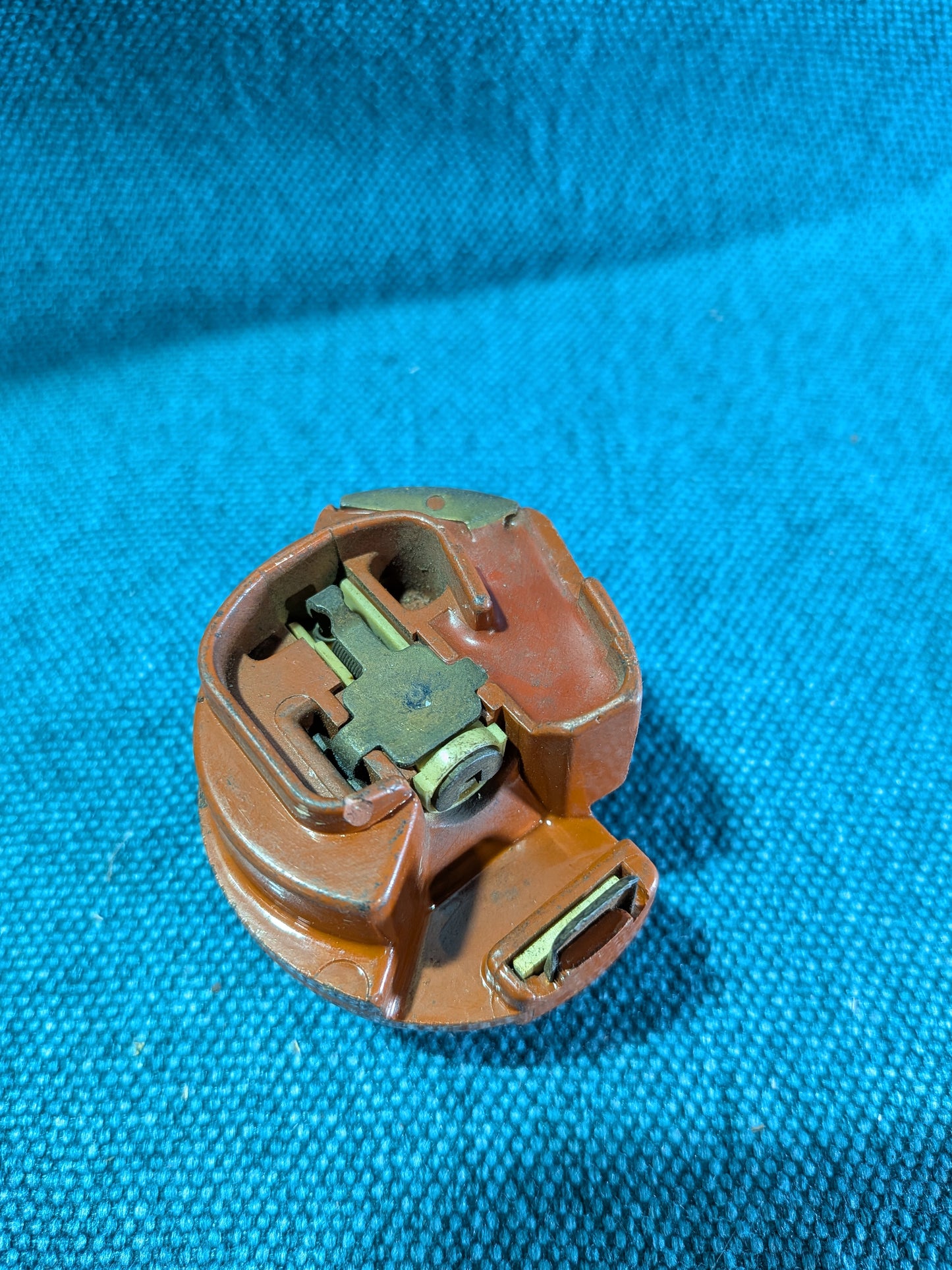 Distributor Rotor Arm Bosch 1234332340 6500 Derby/Golf/Jetta/1/2/Polo 86C/Scirocco 2 052905225B small chip NOS/New B5