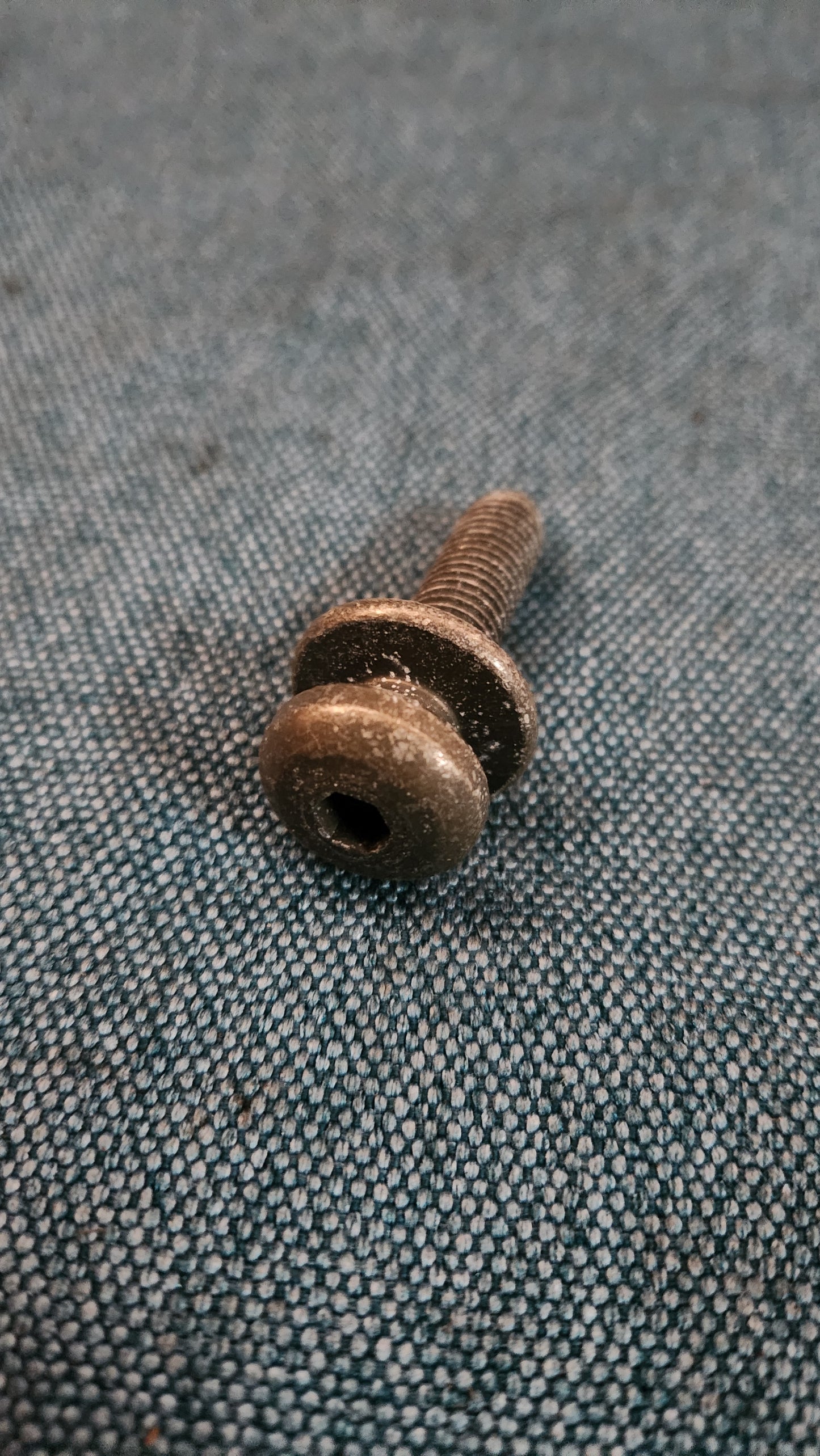 Vw/Audi Abreisschraube Nos G7