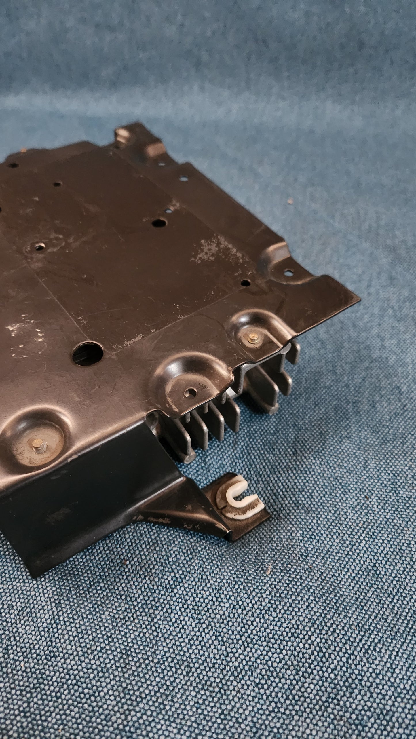 Engine control unit Golf/Jetta/2/Audi 80/B3/100/C3 1.8L RP/4B/PM 443907403D Nos M4