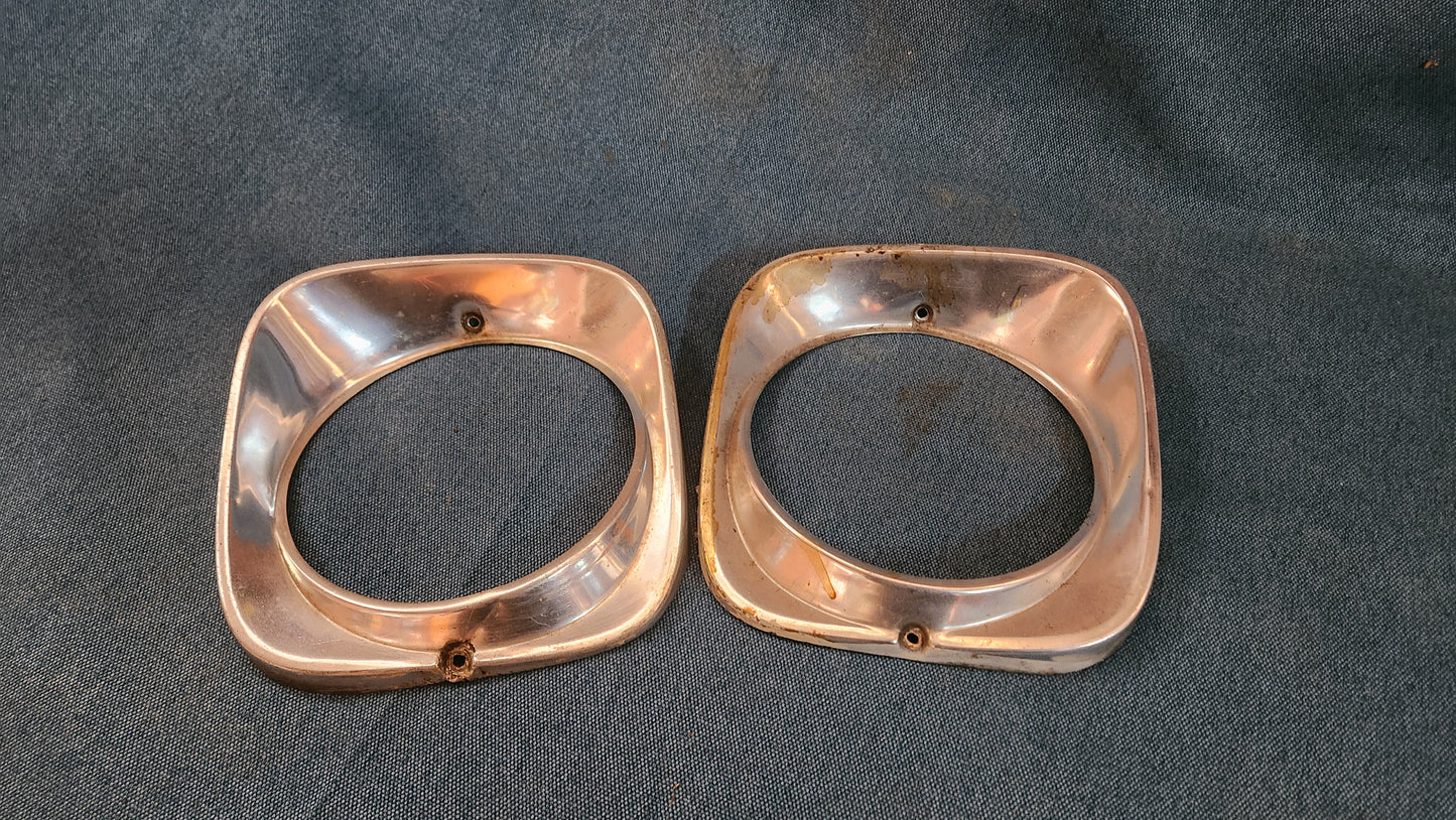 Opel Kadett B Scheinwerfer Blende 1218172 Gebraucht A3