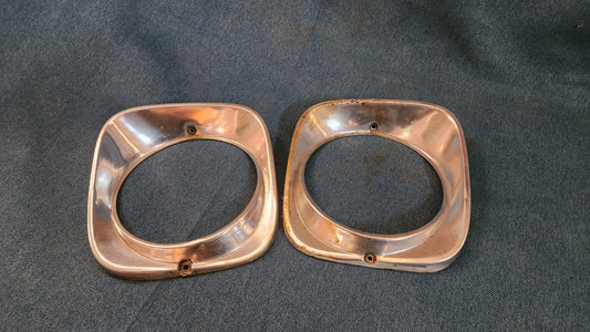 Opel Kadett B Scheinwerfer Blende 1218172 Gebraucht A3