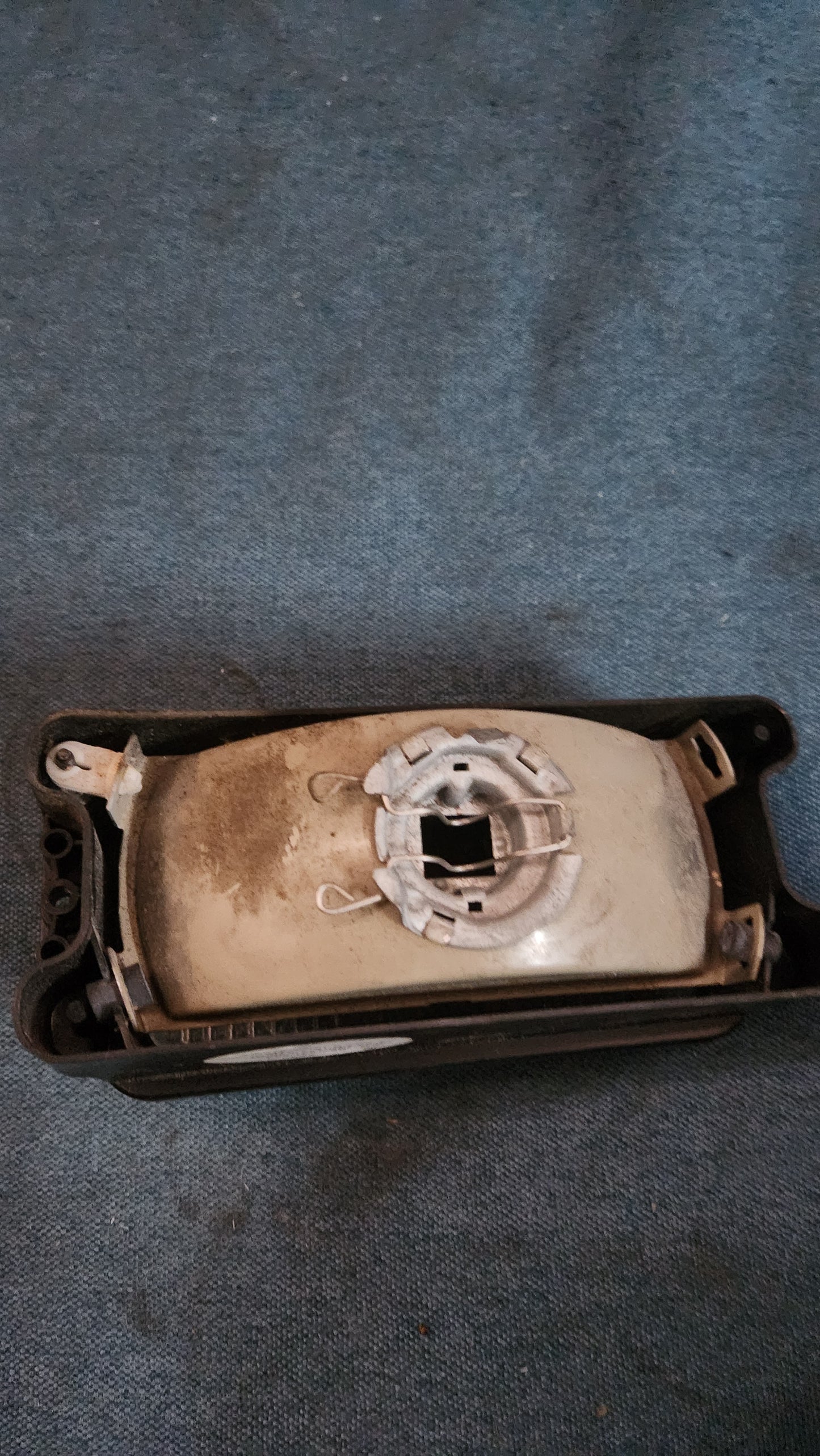 Nebelscheinwerfer Audi 80/90 B3 893941723 Nos G2