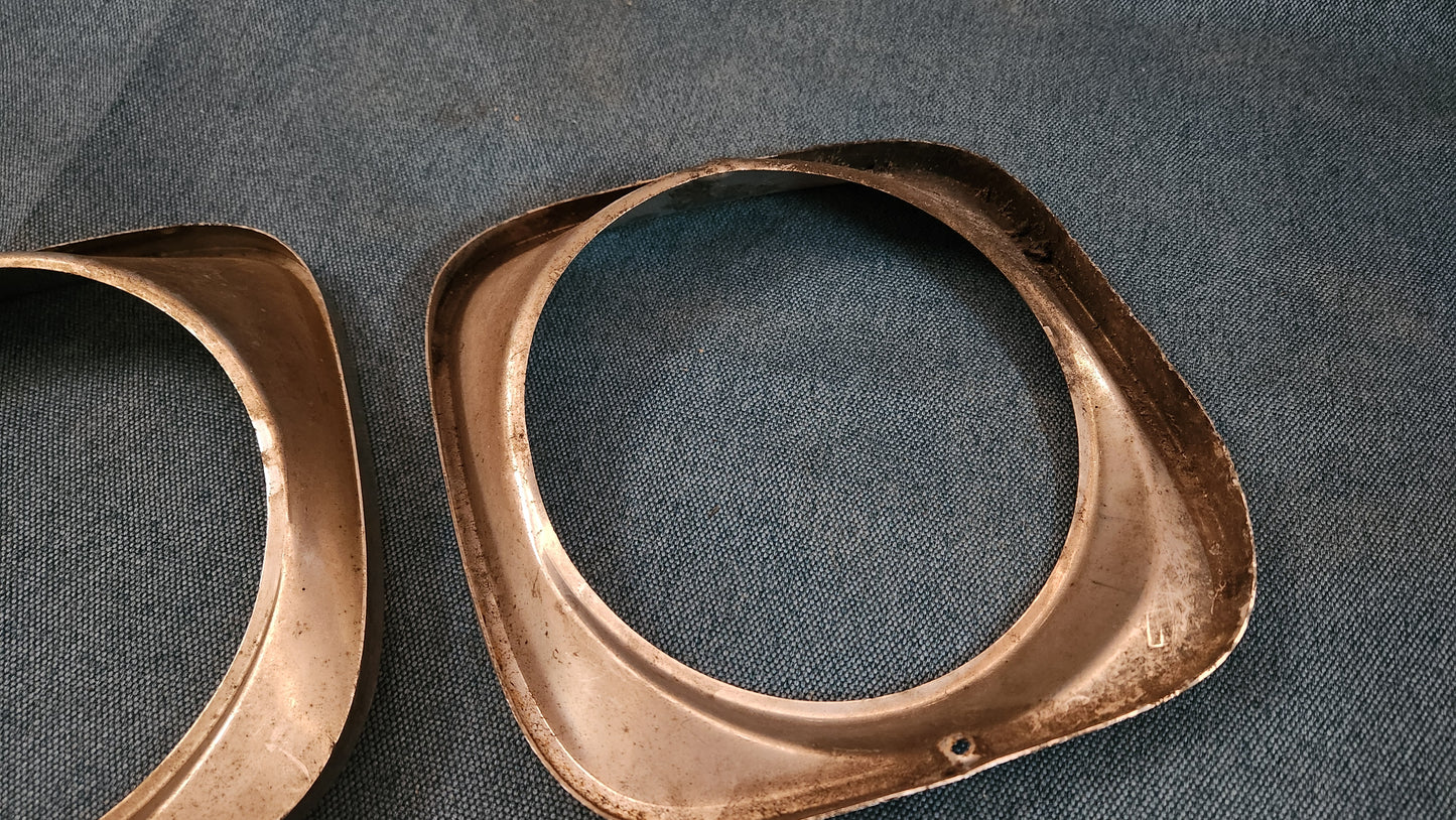 Opel Kadett B Scheinwerfer Blende 1218172 Gebraucht A3