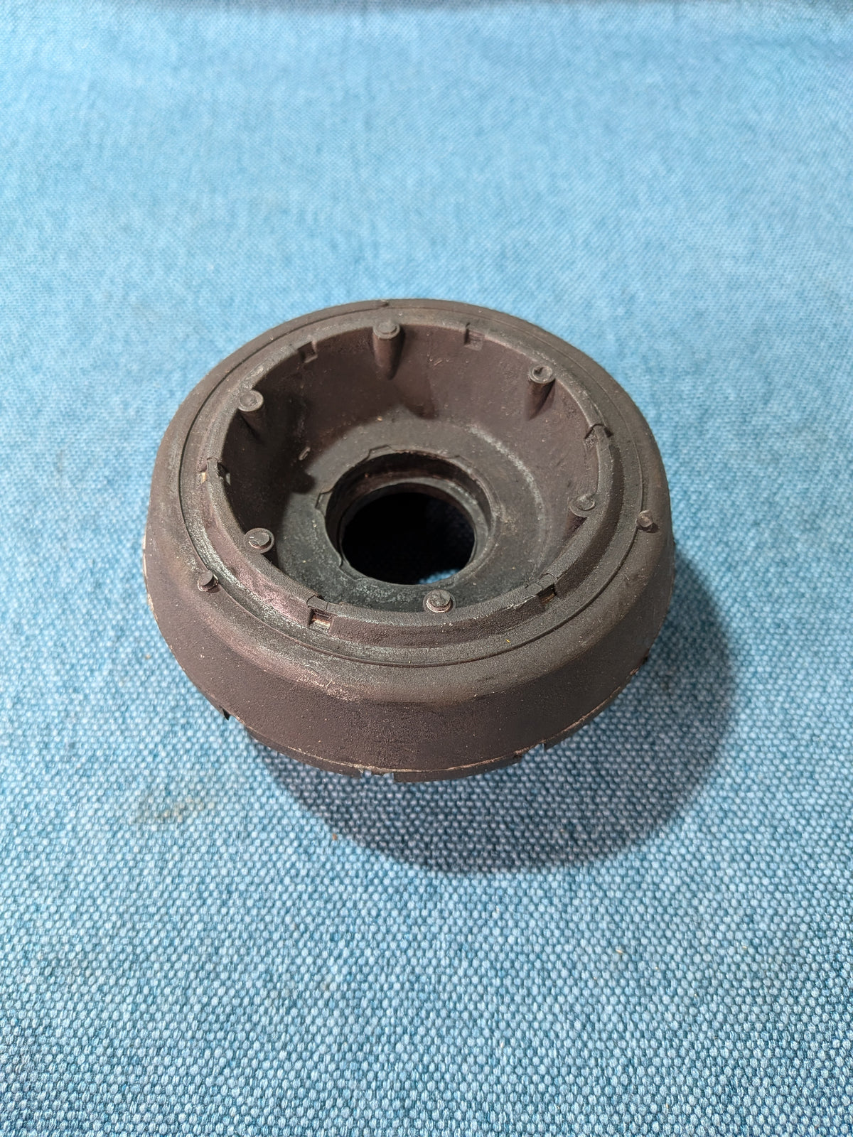Strut mount shock absorber mount Vaico 10-2007 Caddy 2 9KV/Corrado/Golf 3/4/Vento/Polo 6N/Sharan 357412331AS1 NOS/New C10