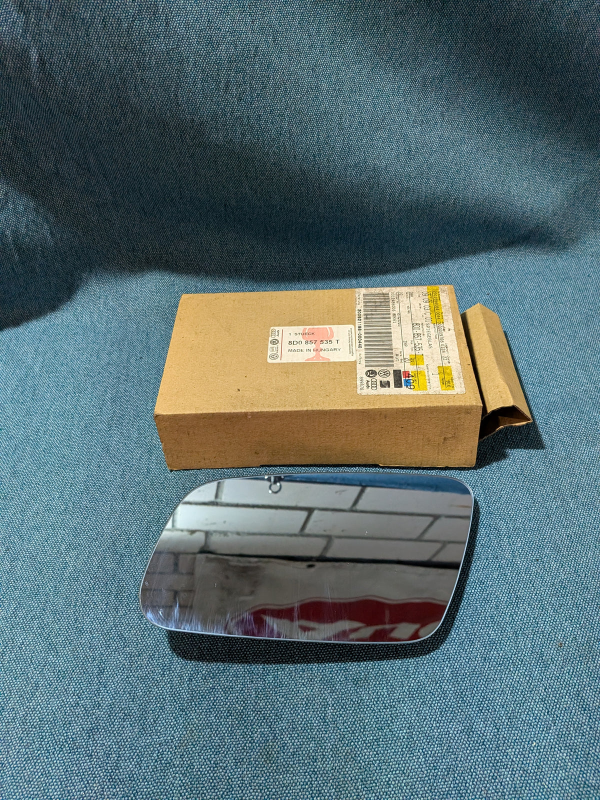Spiegelglas beheizt links Audi/A3 8L/A4 B5/A6 C5/A8 D2 8D0857535T NOS C9