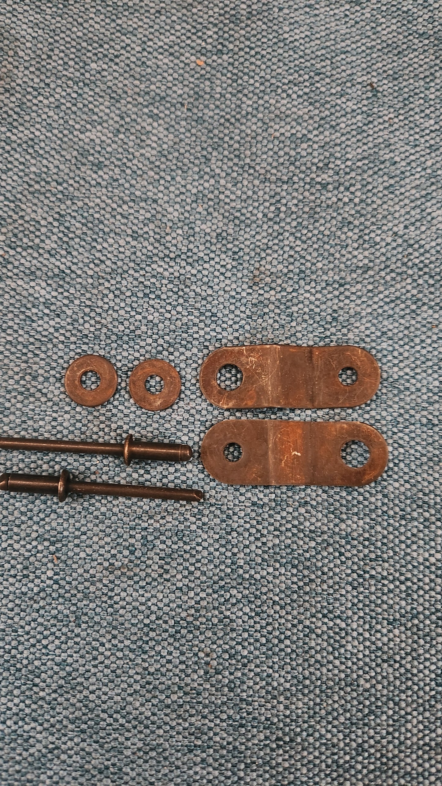 Front bumper mounting hardware for Audi 100/A6/C4 4A0807662 Nos K9