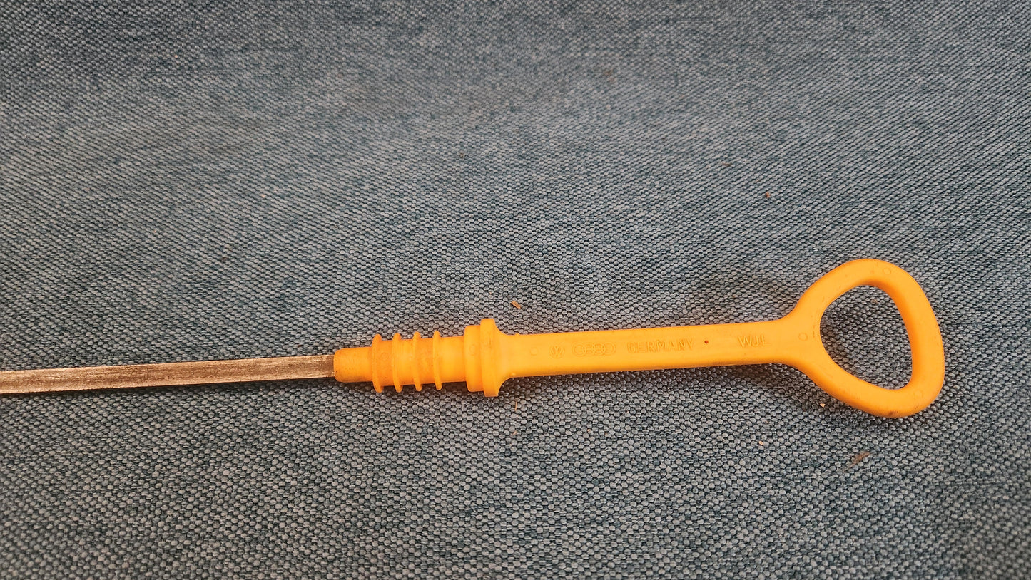 Öl Messstab Audi 80/90/B2/B3/B4/100/200/C3/C4/A6 C4/A4 B5/Passat/B2/B3/B4 053115611B NOS N4
