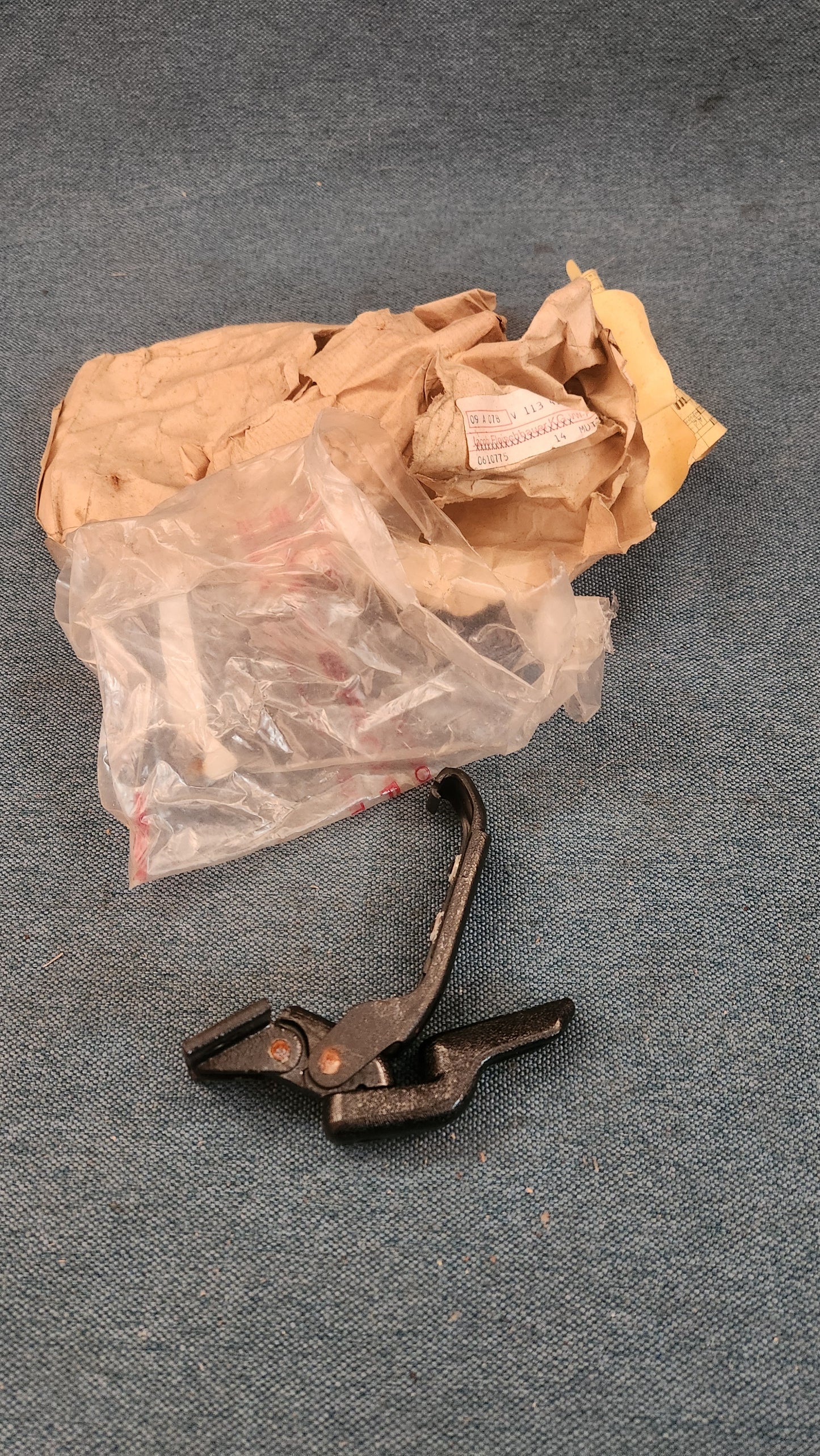 Porsche 914 Schiebedach verschluss Hebel 91456307110 Nos E6