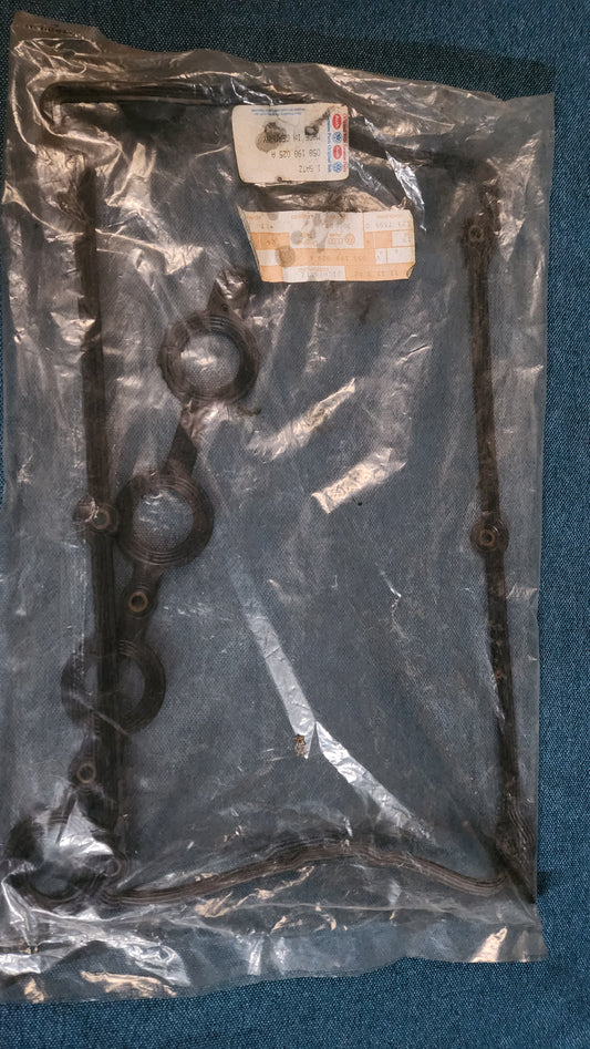 Valve Cover Gasket Audi A4 B5/A6 C5/A8 D2/Passat 3B/BG 1.8T 058198025A Nos I1
