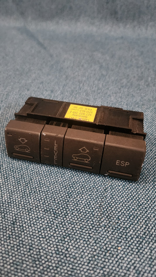 Schalter für Niveau Regelung Audi A6 4B C5 Allroad 4Z7927139A Gebraucht M9