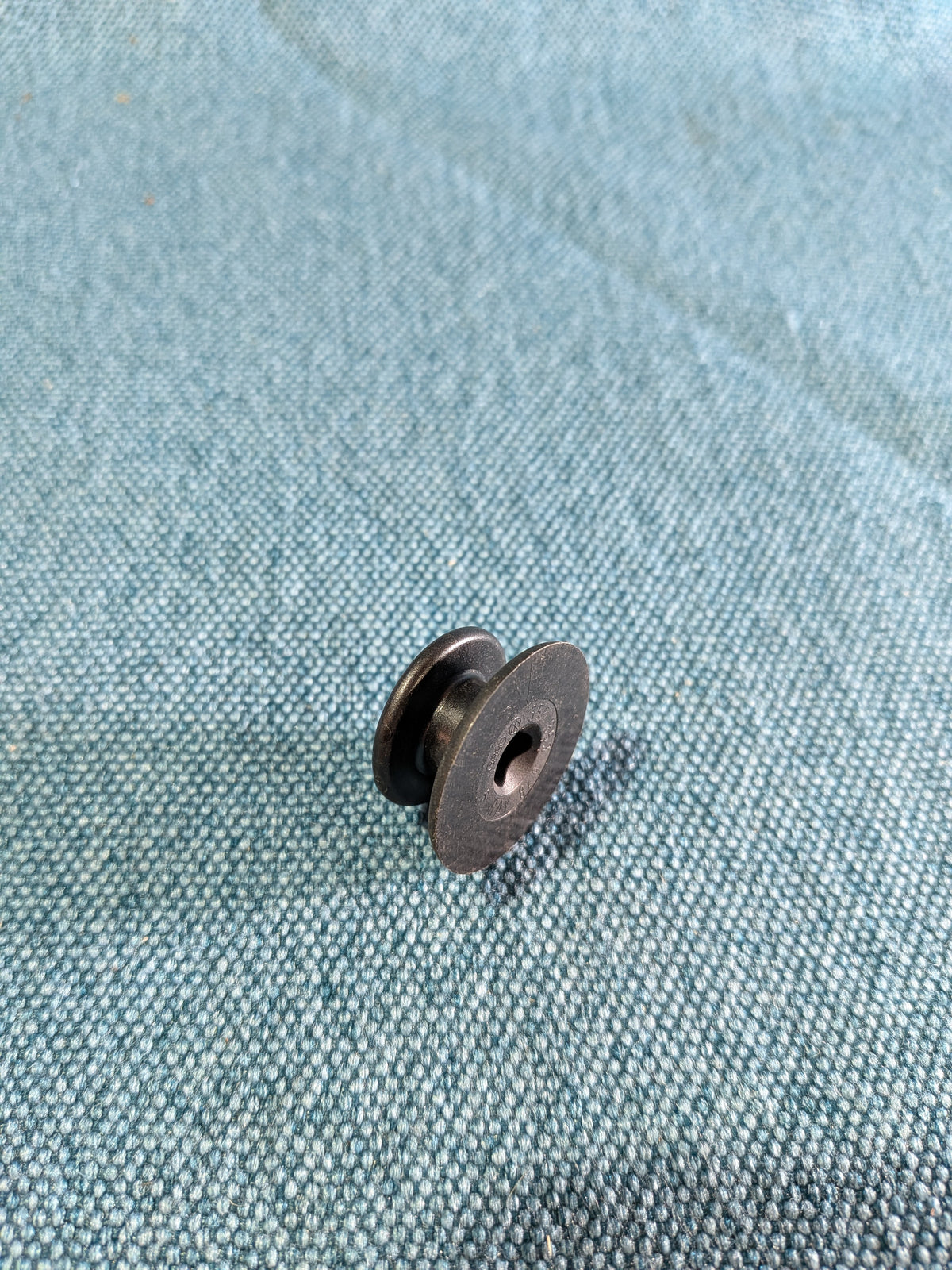 Mutter fir Einstiegläischt Passat/35I/B4 357853578 NOS A24