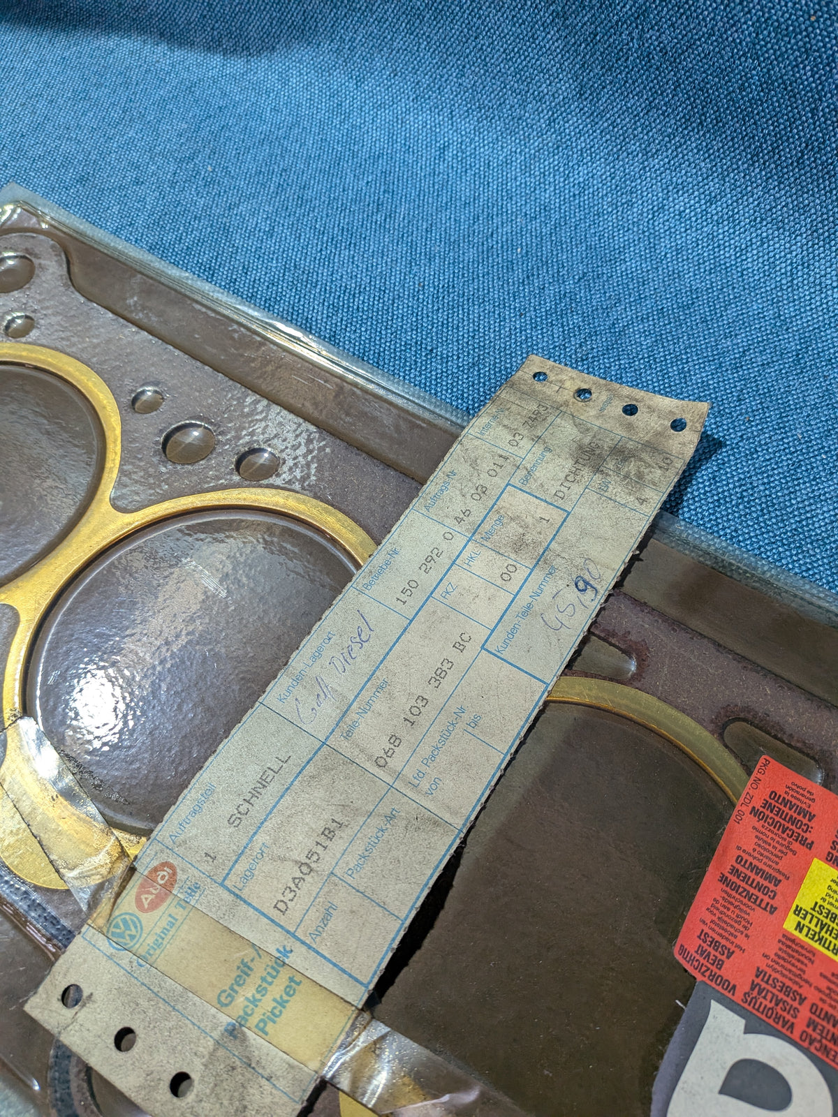 Cylinder head gasket 1.6D/TD Diesel Caddy 14D/Golf/Jetta/1/2/Passat/B2/B3/Santana/T3 Bus/Audi 80 B2 Type 81/85 068103383BC NOS F10