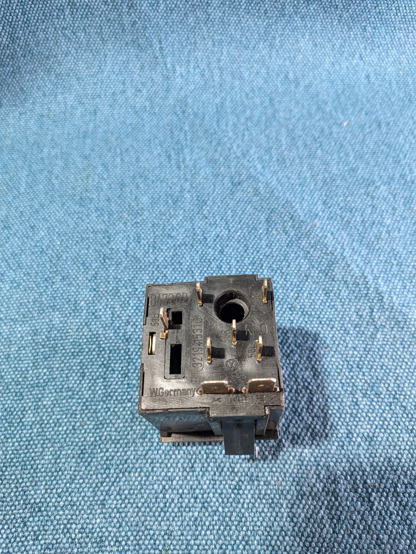 Light switch Passat B2/Santana/Golf/Jetta/1/Polo 86C/LT1/Scirocco2 321941531G NOS K2