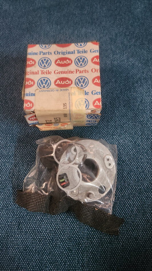 Hallgeber Golf1/2/Jetta1/2/Caddy14D/Scirocco2/Passat B2/B3/T3 Bus/Audi 80/90/B2/B3/B4/100/C3 035998065 Nos G5