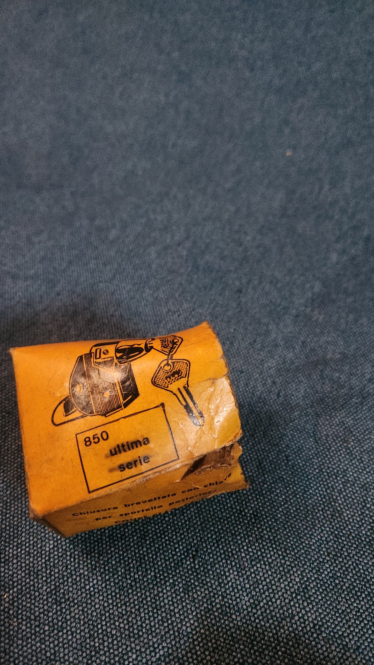 Fiat 850 Schloss Heckklappe 2600 Gebraucht D3