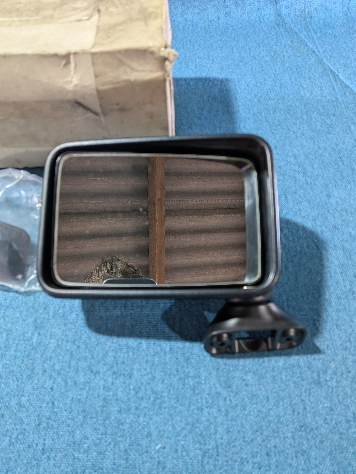 Sidespejl udvendigt justerbart venstre Golf/Jetta/1/2 191857501 NOS/Ny F9