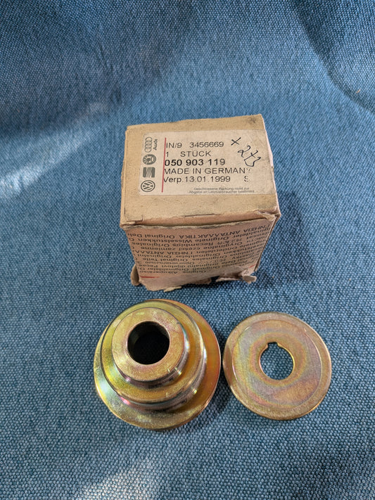 Riemenscheibe Generator/Lichtmaschine Golf/Jetta/2/Audi 80/90/B4/100/A6/C4/Cabriolet/Coupe 050903119 NOS B4