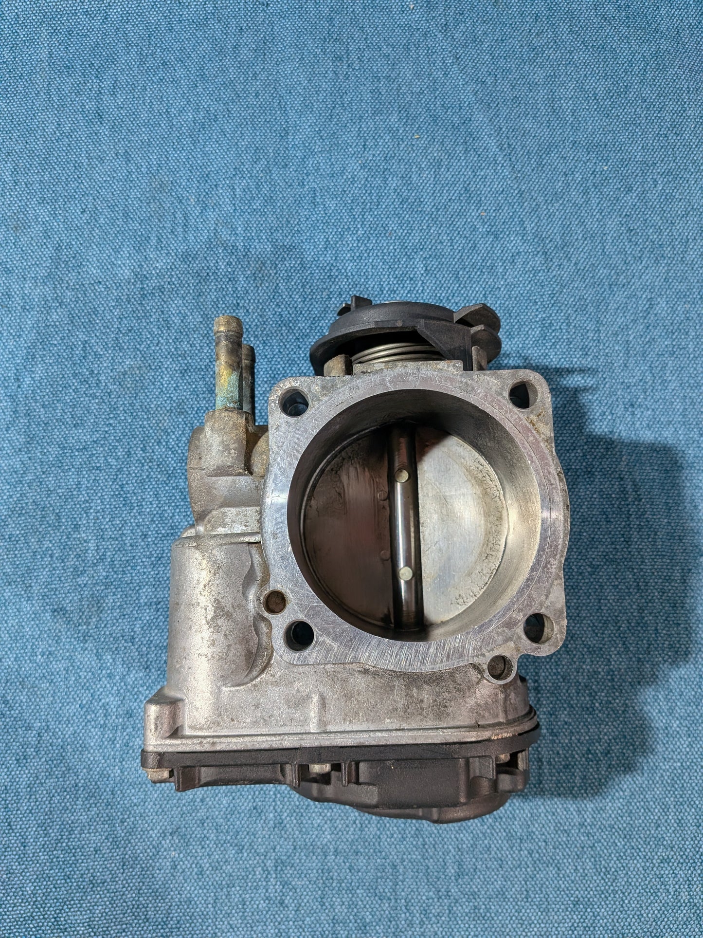 Drosselklappe VR6 Sharan/T4 Bus/Golf 3/Vento/Corrado/Passat B4 021133064 Gebraucht H9