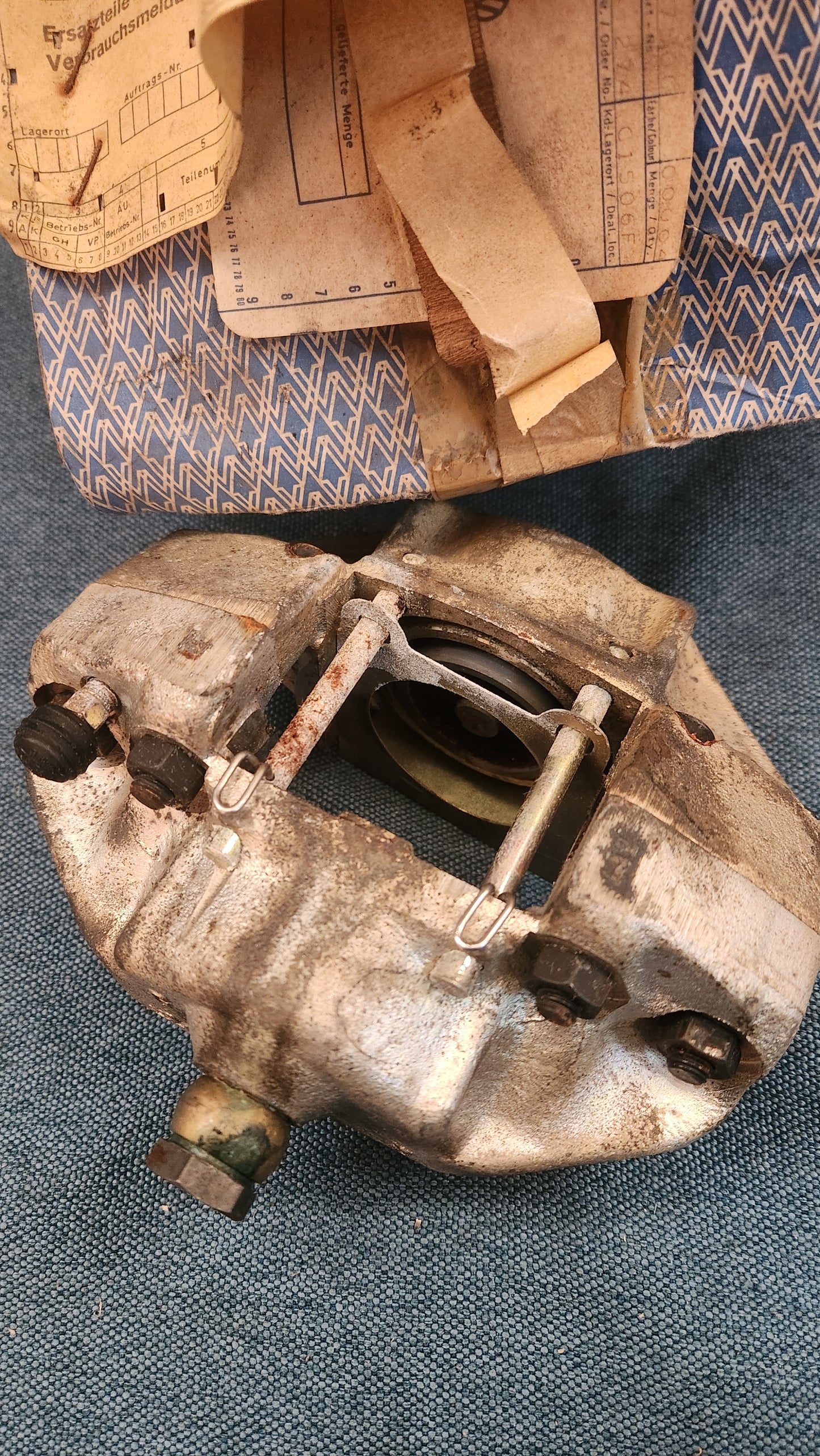 Porsche 911 Bremssattel 90135197500 Nos E3