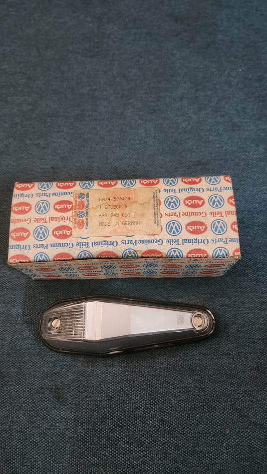 LT2 Begrenzungsleuchte 690945051C Nos G3