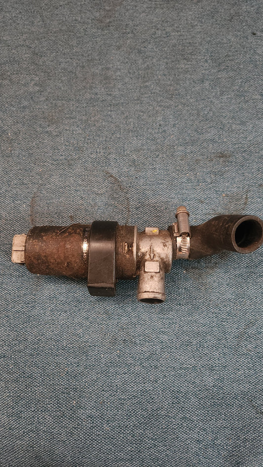 Leerlaufregelventil Leerlaufregler Audi 80 B2 Typ 81/85 Coupe Golf 2 Jetta 2 Passat 32B B2 Scirocco 2 034133455 Gebraucht F3