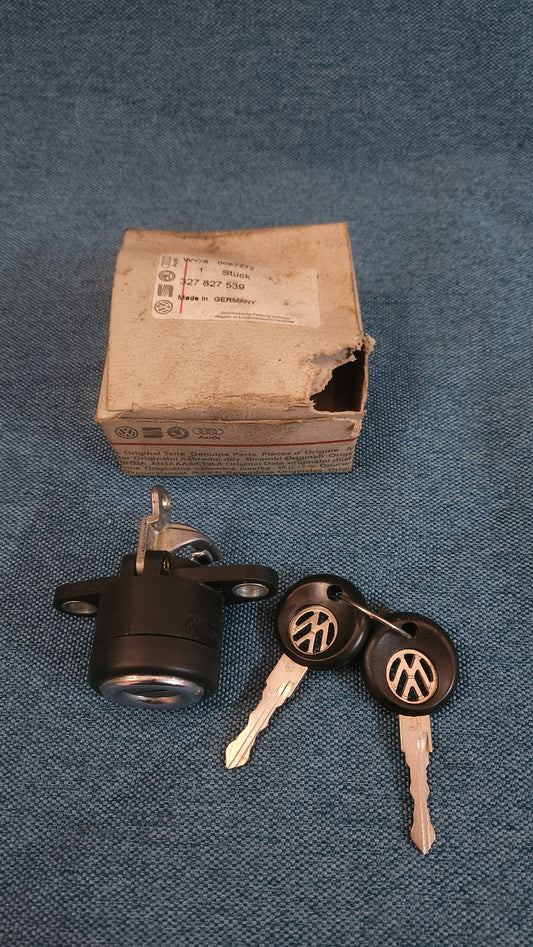 Tailgate lock Jetta/Golf/1/Cabrio 327827539 Nos G5
