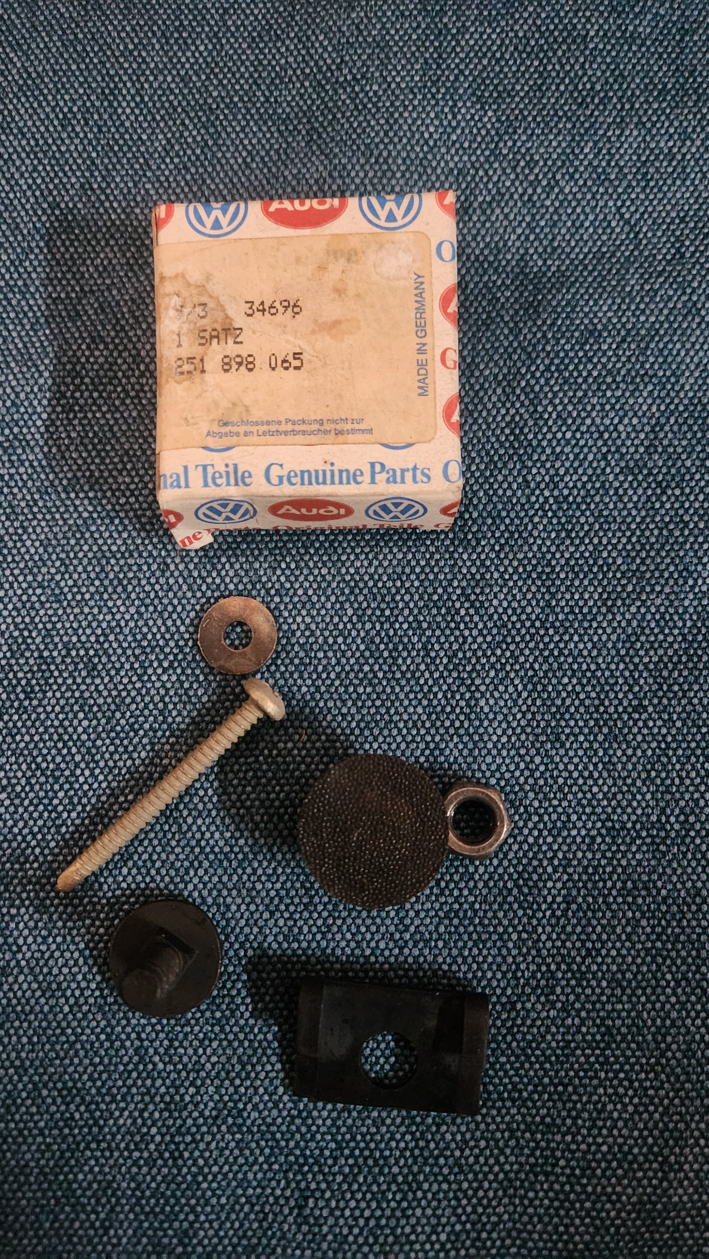 T3 Montagesatz Stoßfänger Stoßstange 251898065 Nos H4/J5/G5