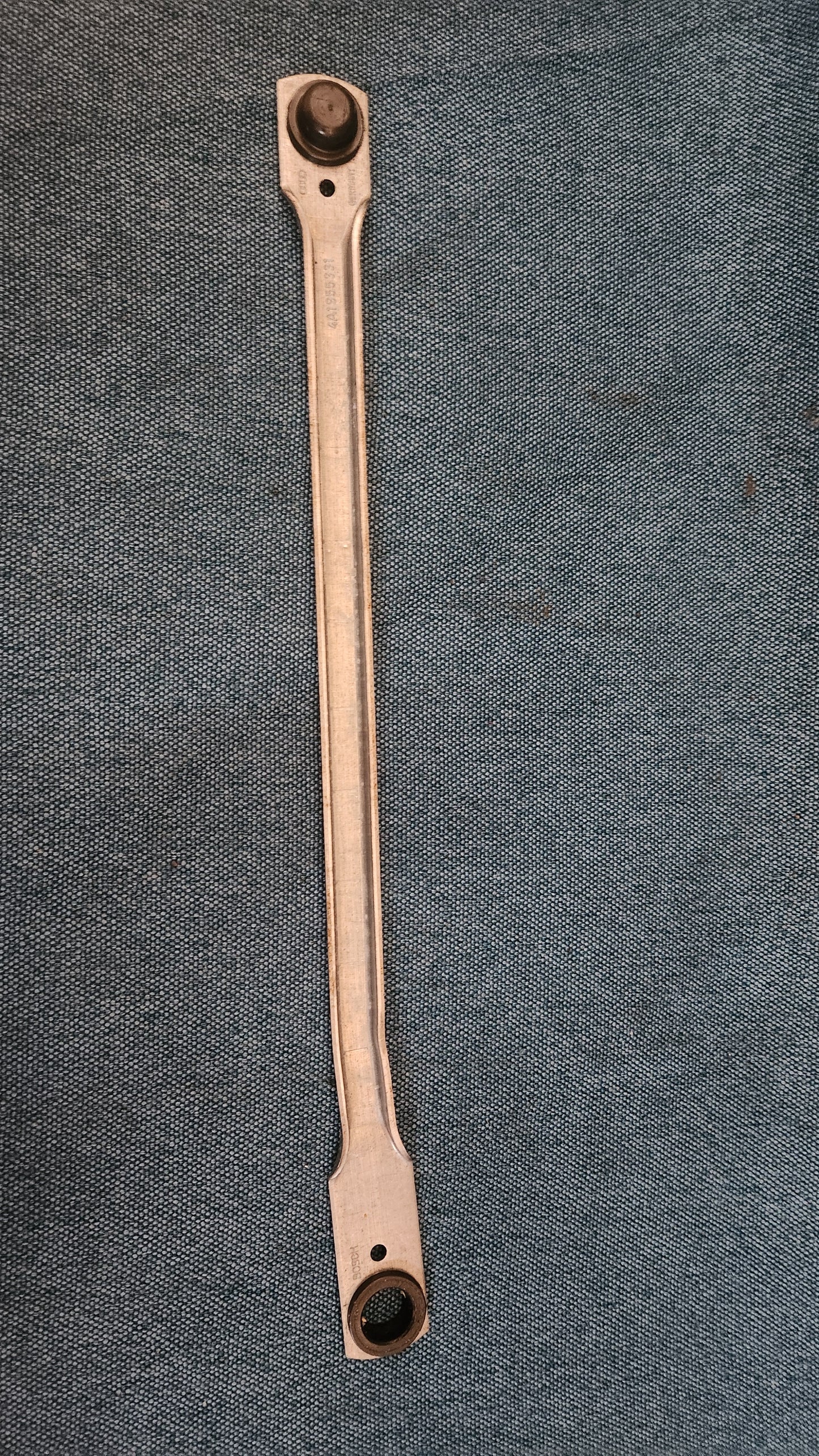 Gestänge für Scheibenwischer Audi 100/A6/C4 4A1955331A NOS