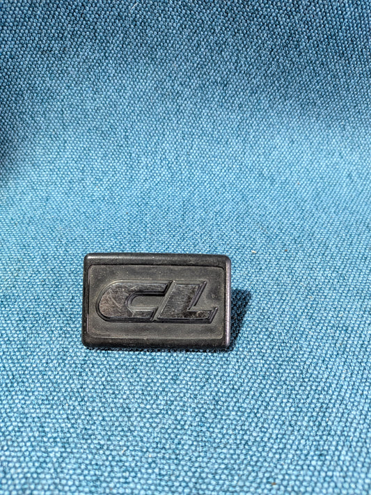 CL Fender Emblem Golf/Jetta2 191853688P Used H7 Used