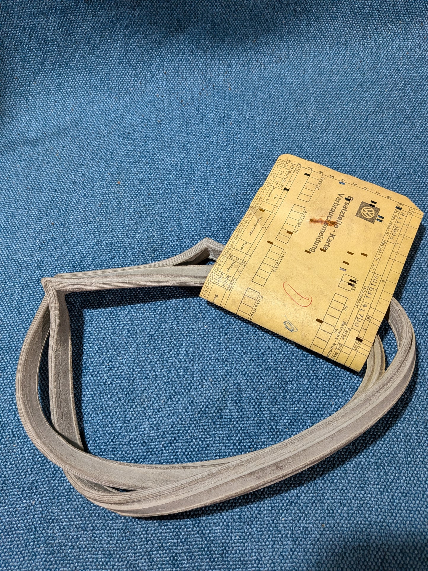 Gummidichtung Blinker hinten Links Porsche 911 90163141700 NOS A8