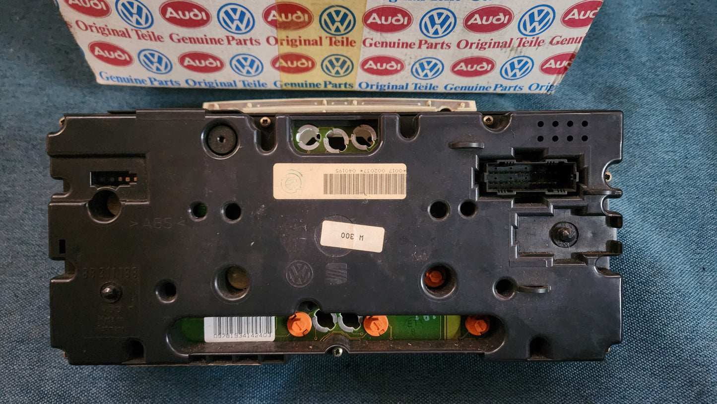 Tacho Golf3/Vento 1H5919860DX Nos G1