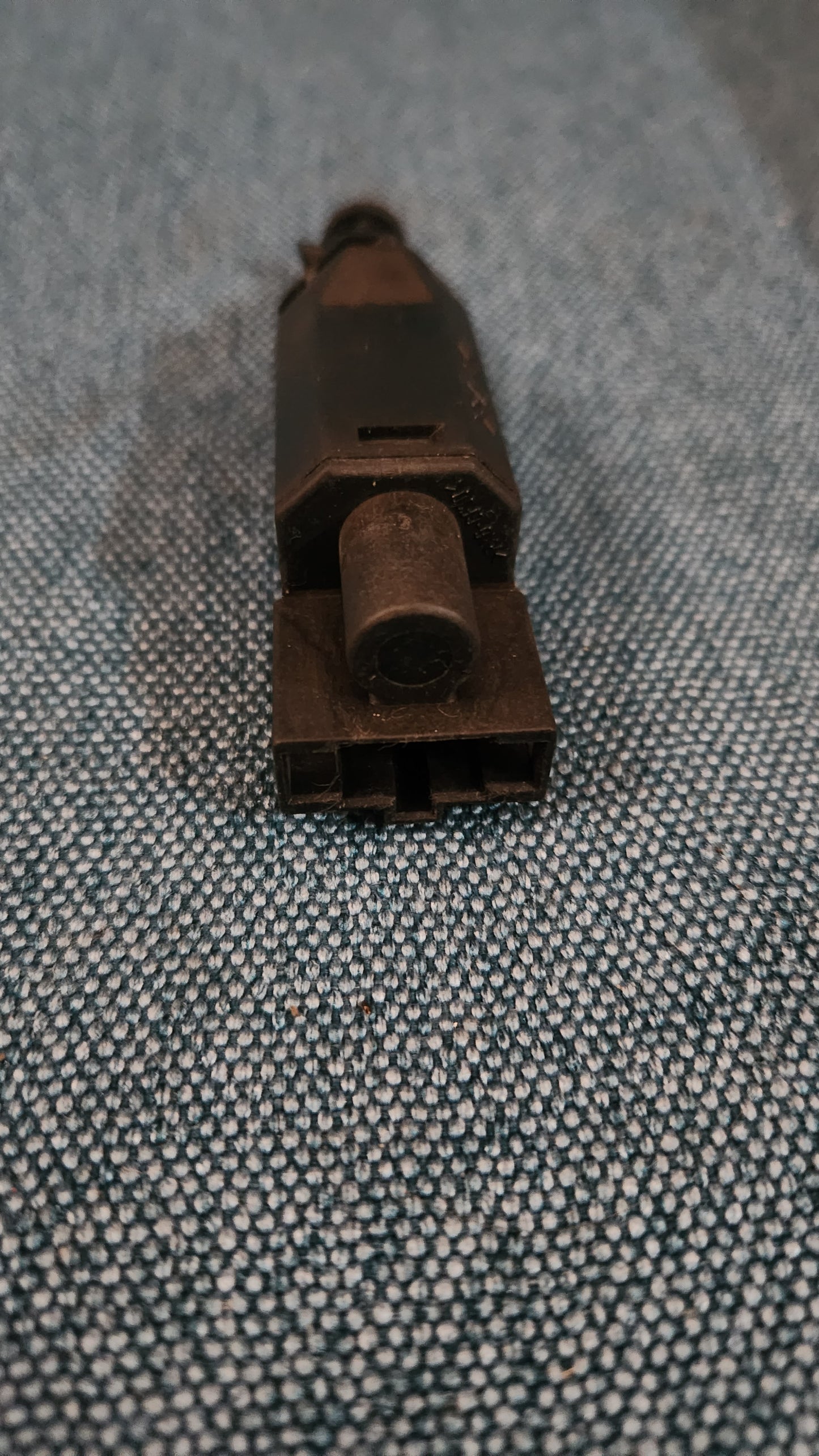 Brake Light Switch Golf 3/Vento/T4 Bus/Lupo/Polo/6N/9N/Golf 4/Bora/New Beetle/Audi TT/Skoda Octavia/Seat Leon/Toledo 1H0927189D Nos M8